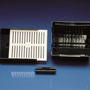 Caja estanca para 25 portamuestrasl marca Kartell