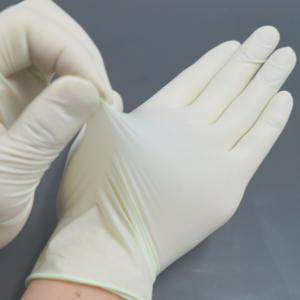 Guantes de látex recubiertos de avena coloidal