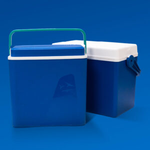 Nevera trasportador para laboratorio marca kartell